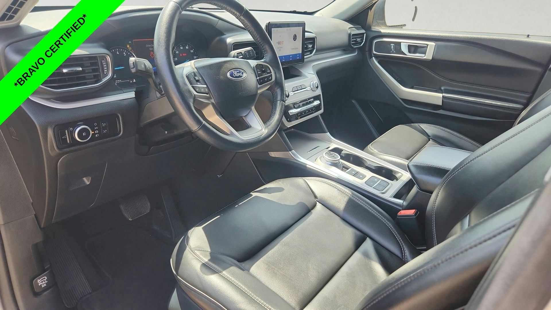 Used 2023 Silver Ford XLT image 9