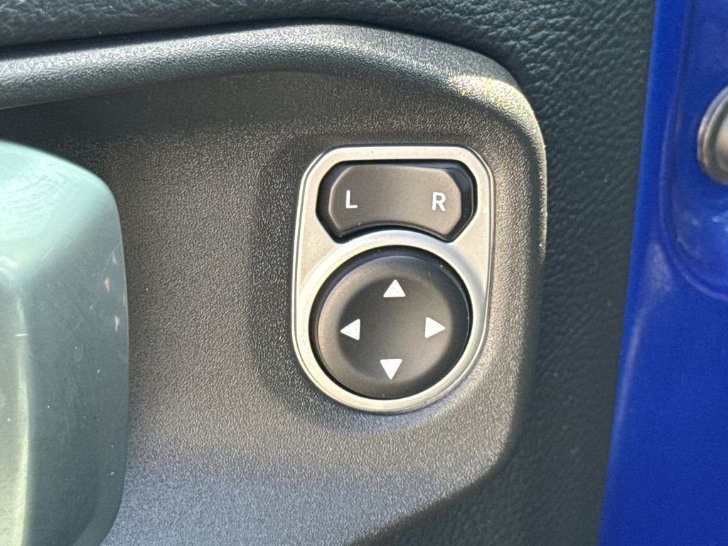 Used 2018 Blue Jeep Unlimited Sahara image 21