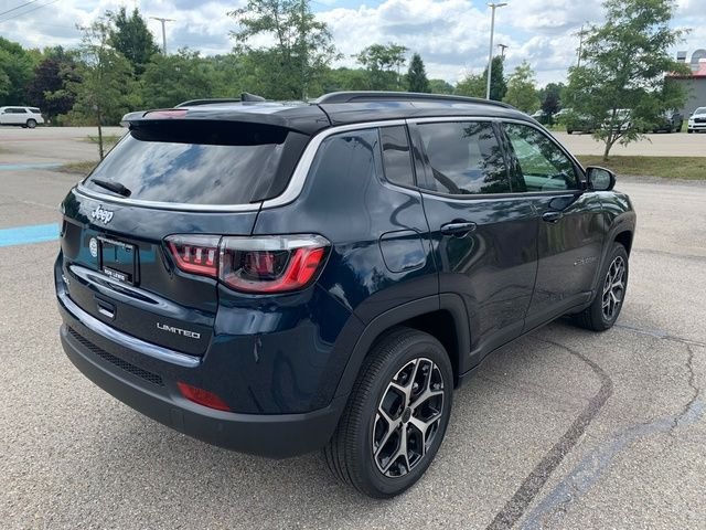 New 2026 Fathom Blue Pearl-Coat Exterior Paint Jeep Limited image 6