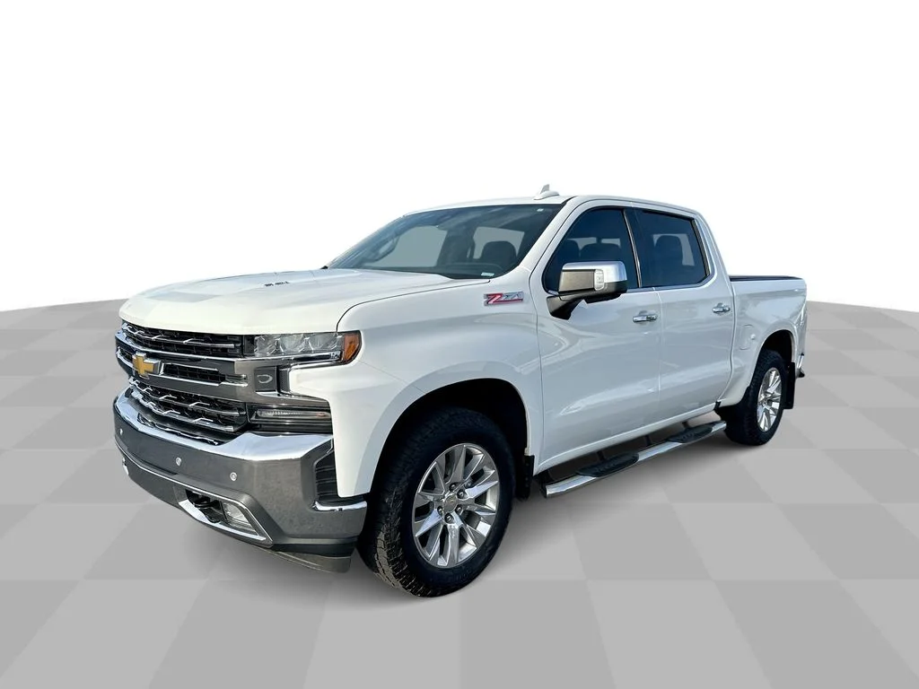 Used 2021 White Chevrolet LTZ image 20