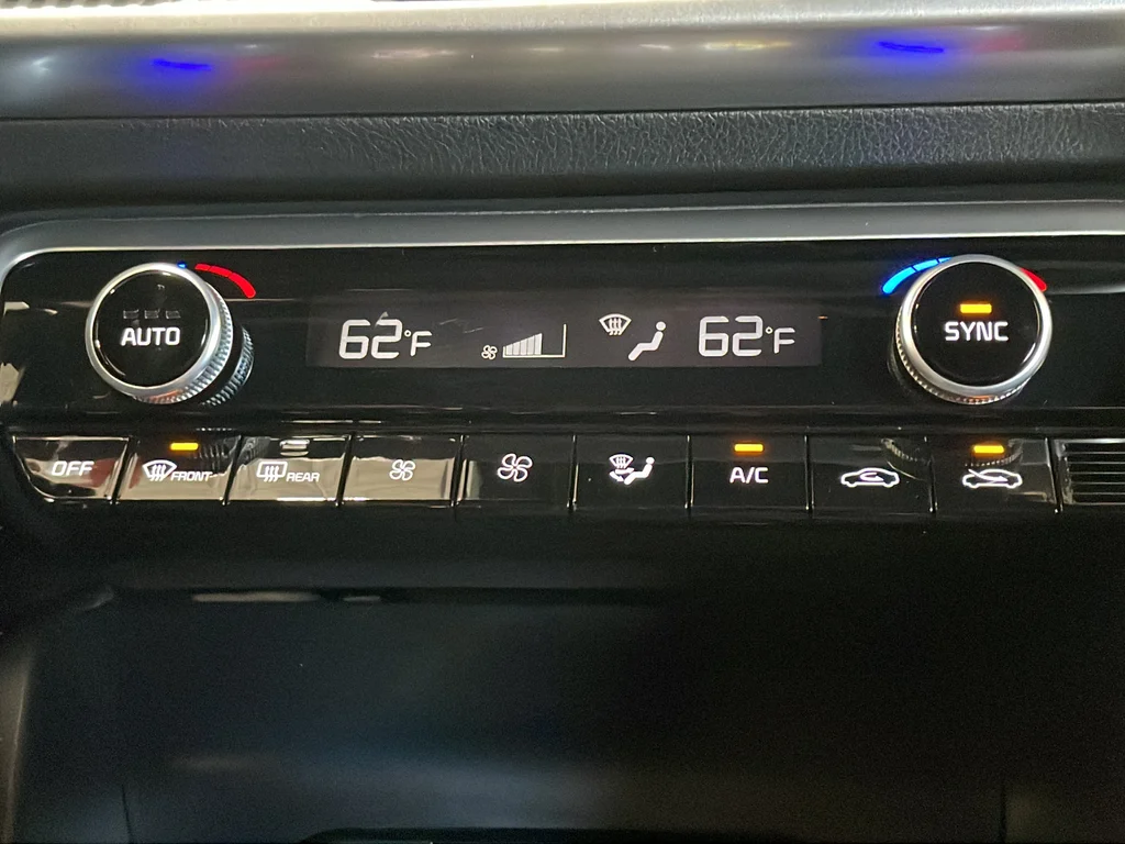 Certified Used 2023 White Kia GT-Line image 21