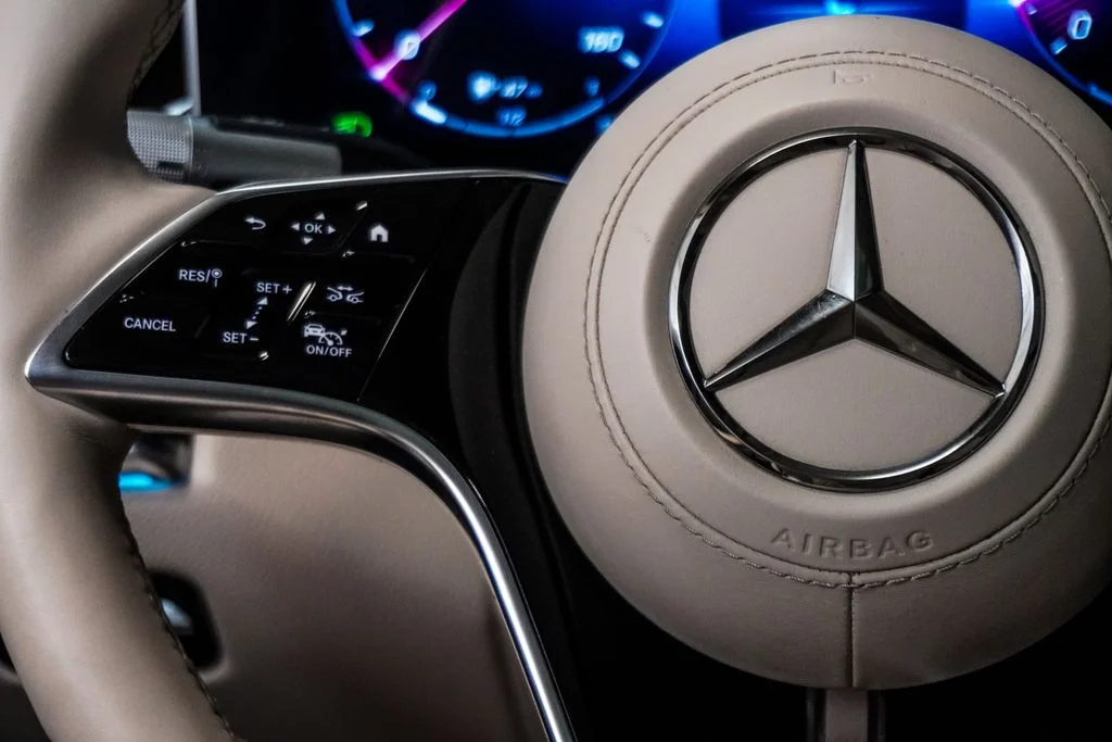 Used 2022 Red Mercedes-Benz S 580 image 18