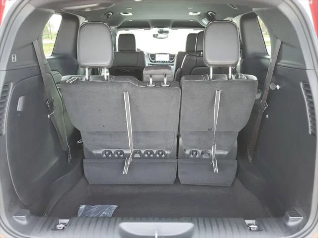 2026 Chrysler Pacifica Select - Photo 38