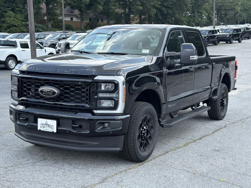 New 2026 Black Ford Lariat image 5