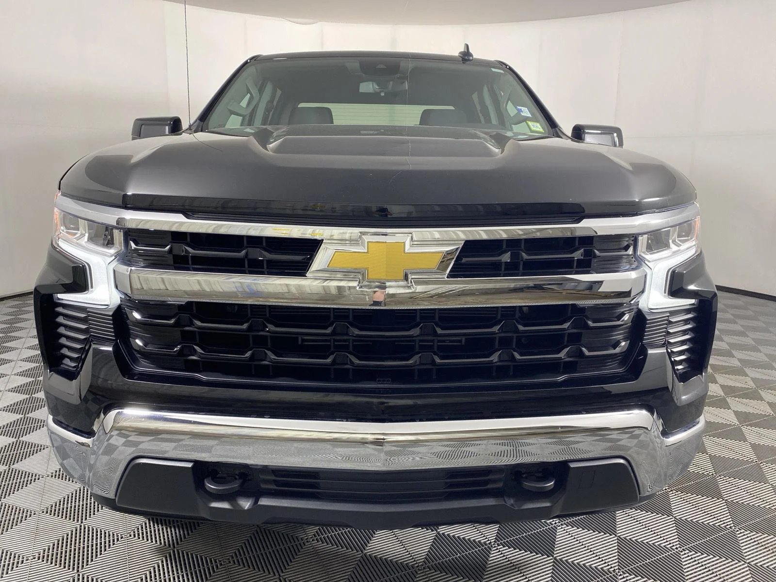 Used 2024 Black Chevrolet LT image 8
