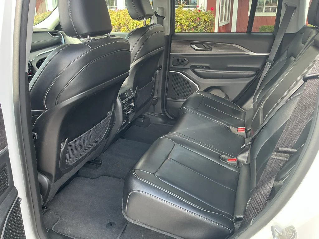 Used 2023 Bright White Clearcoat Jeep Limited image 21