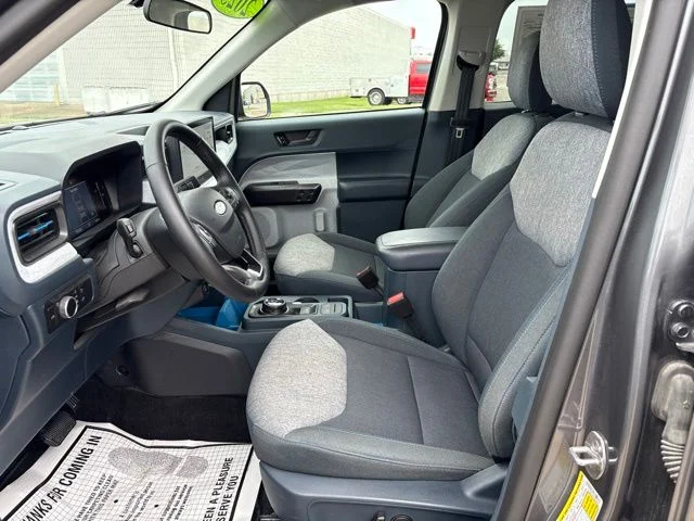 Used 2025 Gray Ford XLT image 15