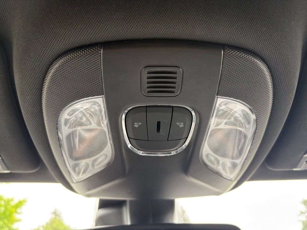 Used 2024 White Jeep Trailhawk image 21