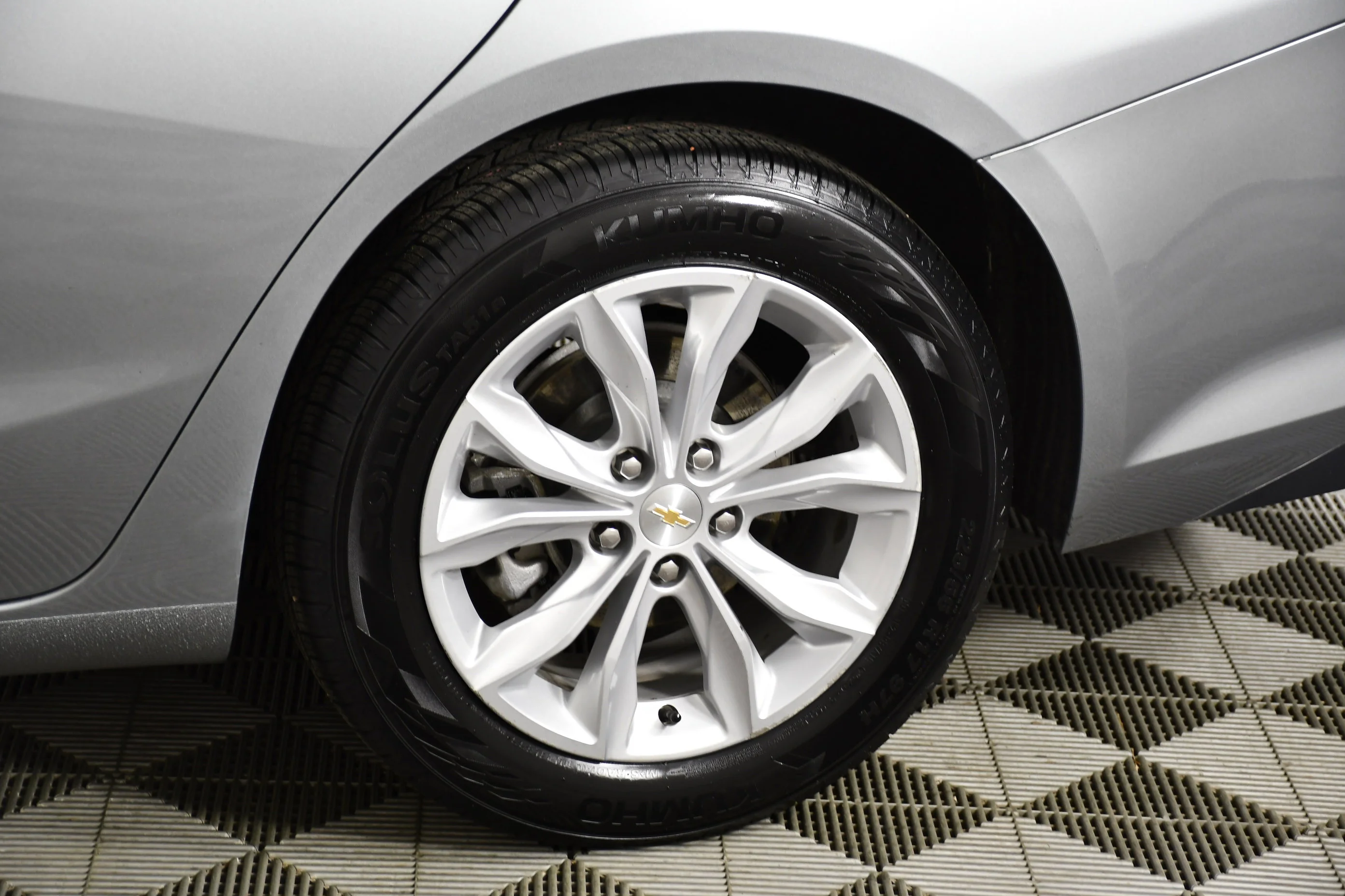 Used 2024 Sterling Gray Metallic Chevrolet LT image 51