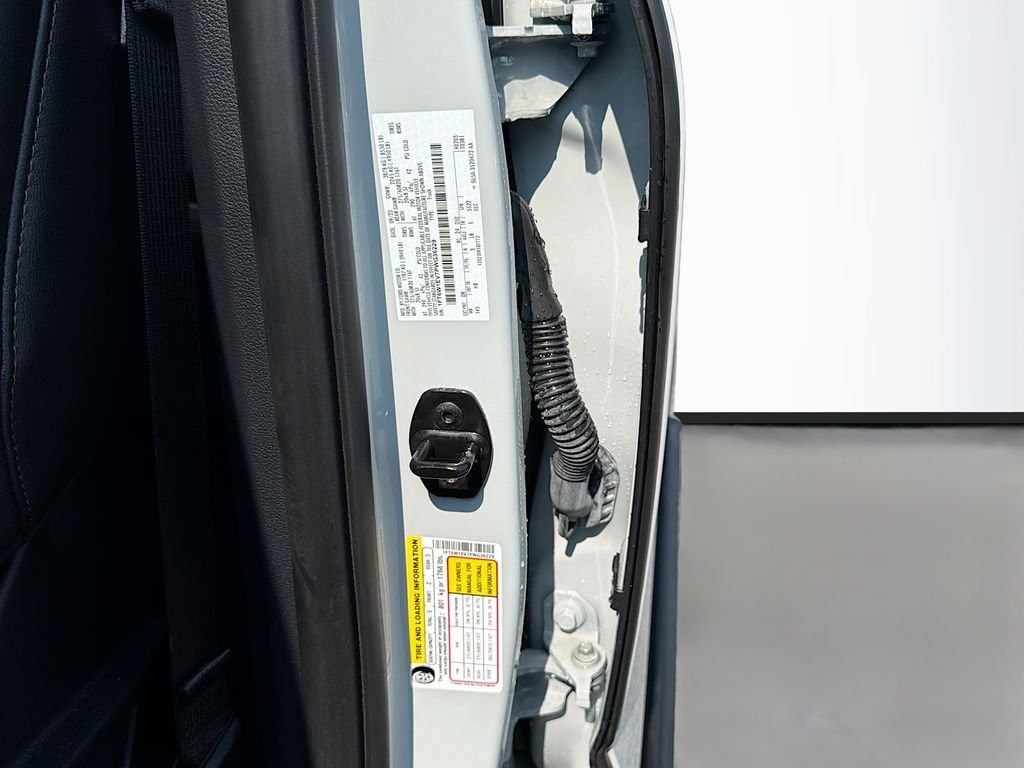 Used 2023 Avalanche Ford Lariat image 36