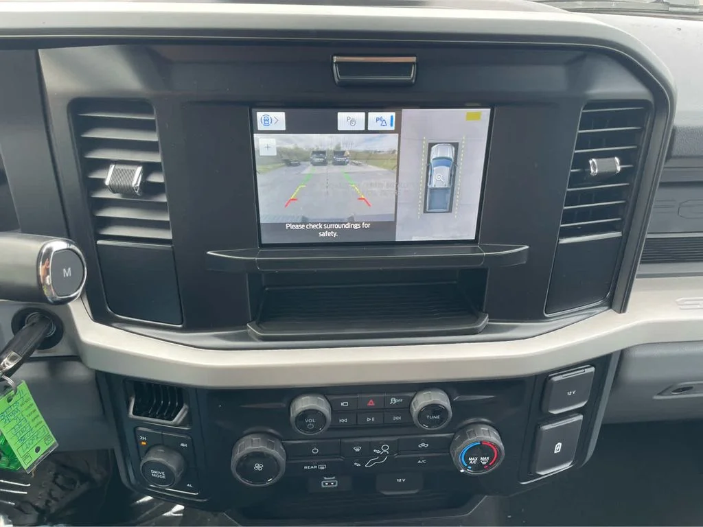 New 2026 Oxford White Ford F-350® XL image 23