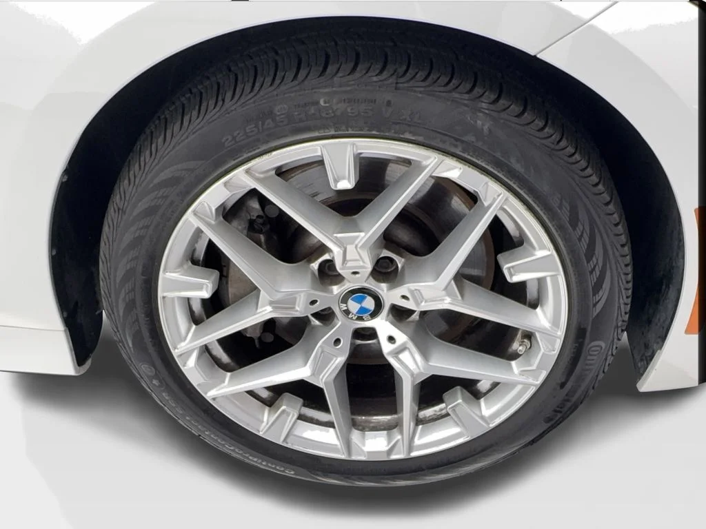 Used 2025 White BMW 330i image 14