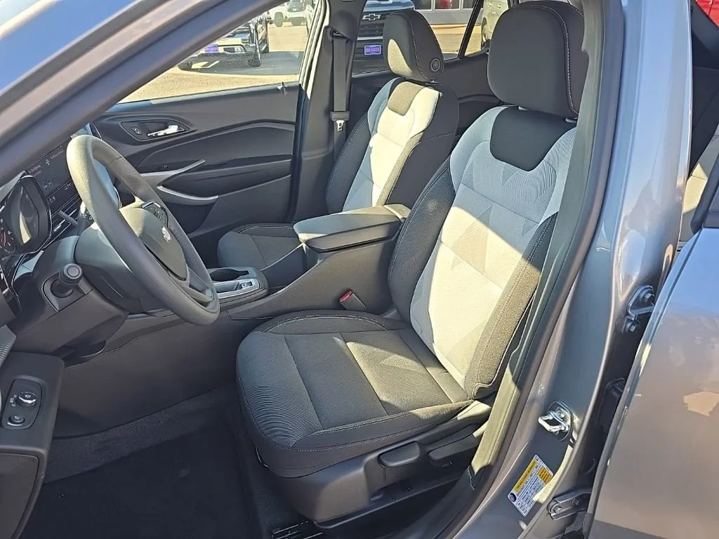 2026 Chevrolet Trax LS - Photo 16