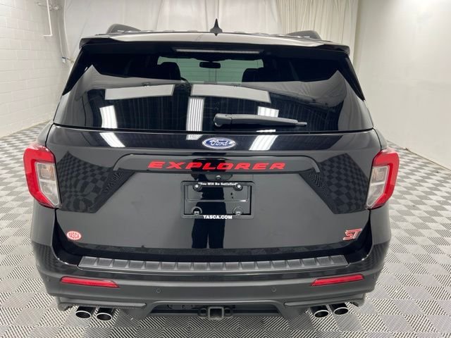 Used 2023 Agate Black Metallic Ford ST image 7