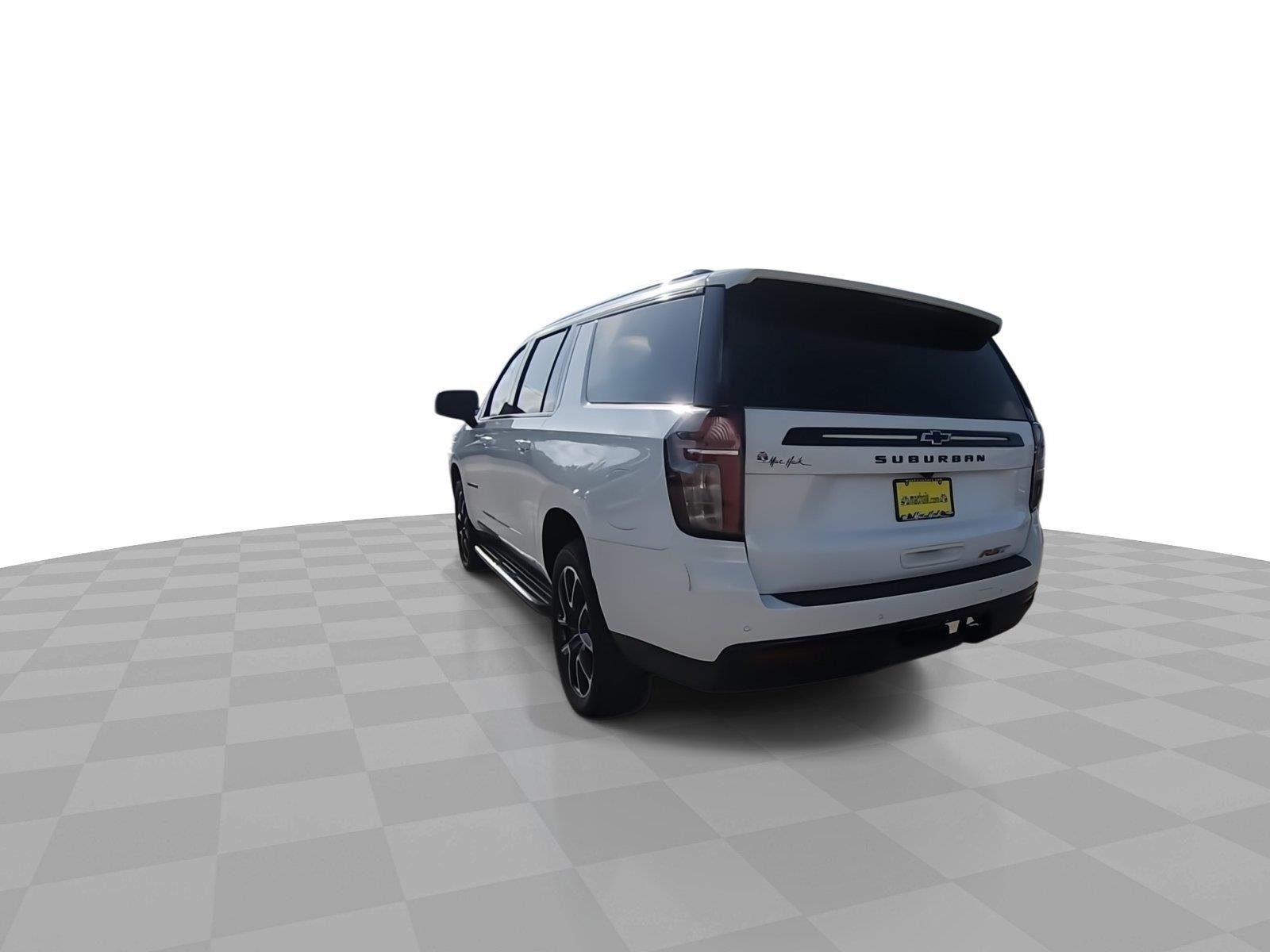 2024 Chevrolet Suburban RST - Photo 7