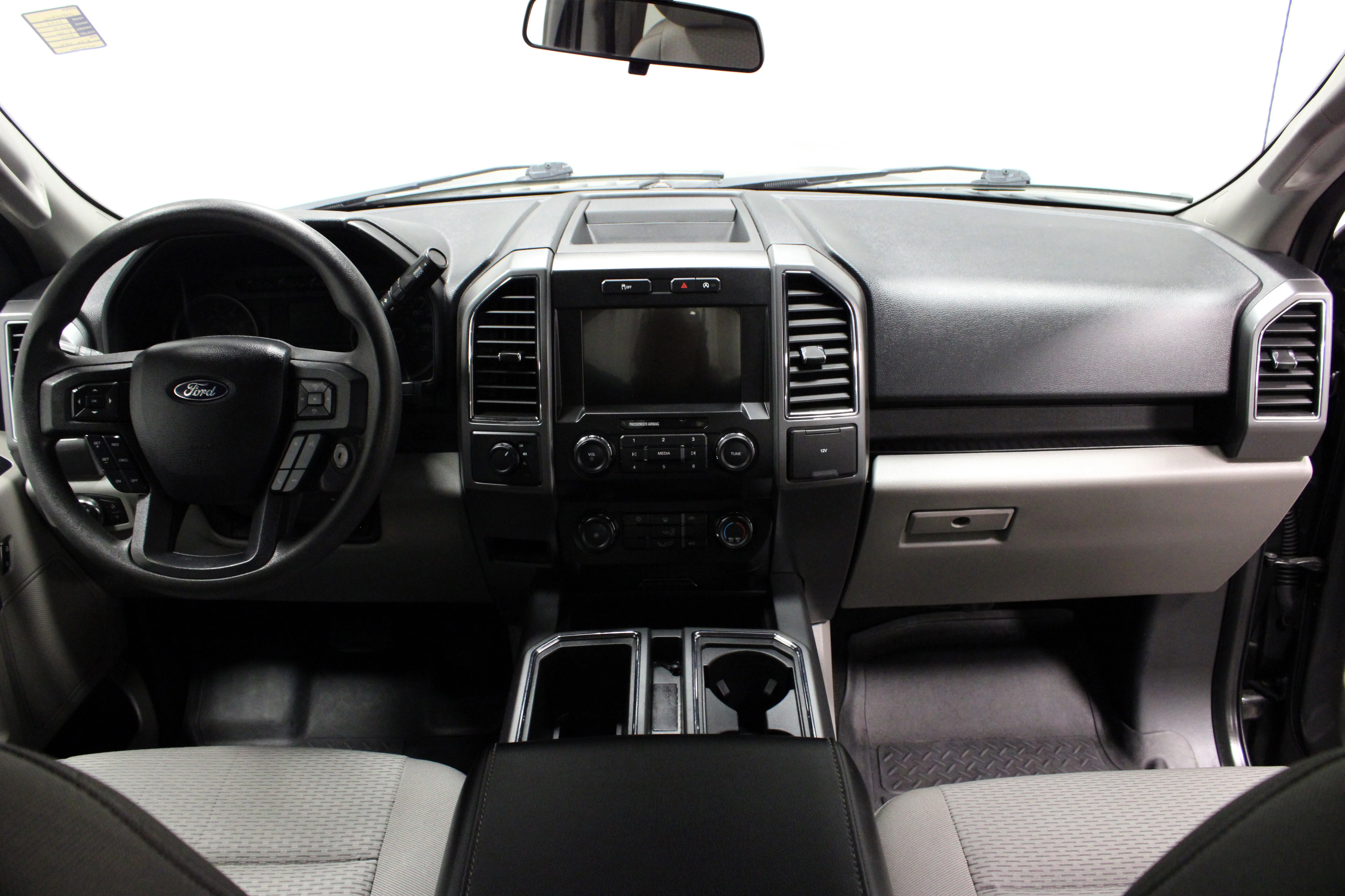 Used 2020 Magnetic Metallic Ford XLT image 19