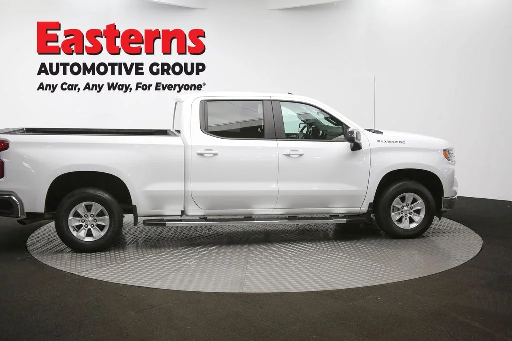 Used 2024 White Chevrolet LT image 41