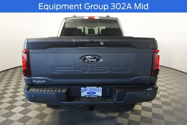New 2026 Carbonized Gray Metallic Ford XLT image 4