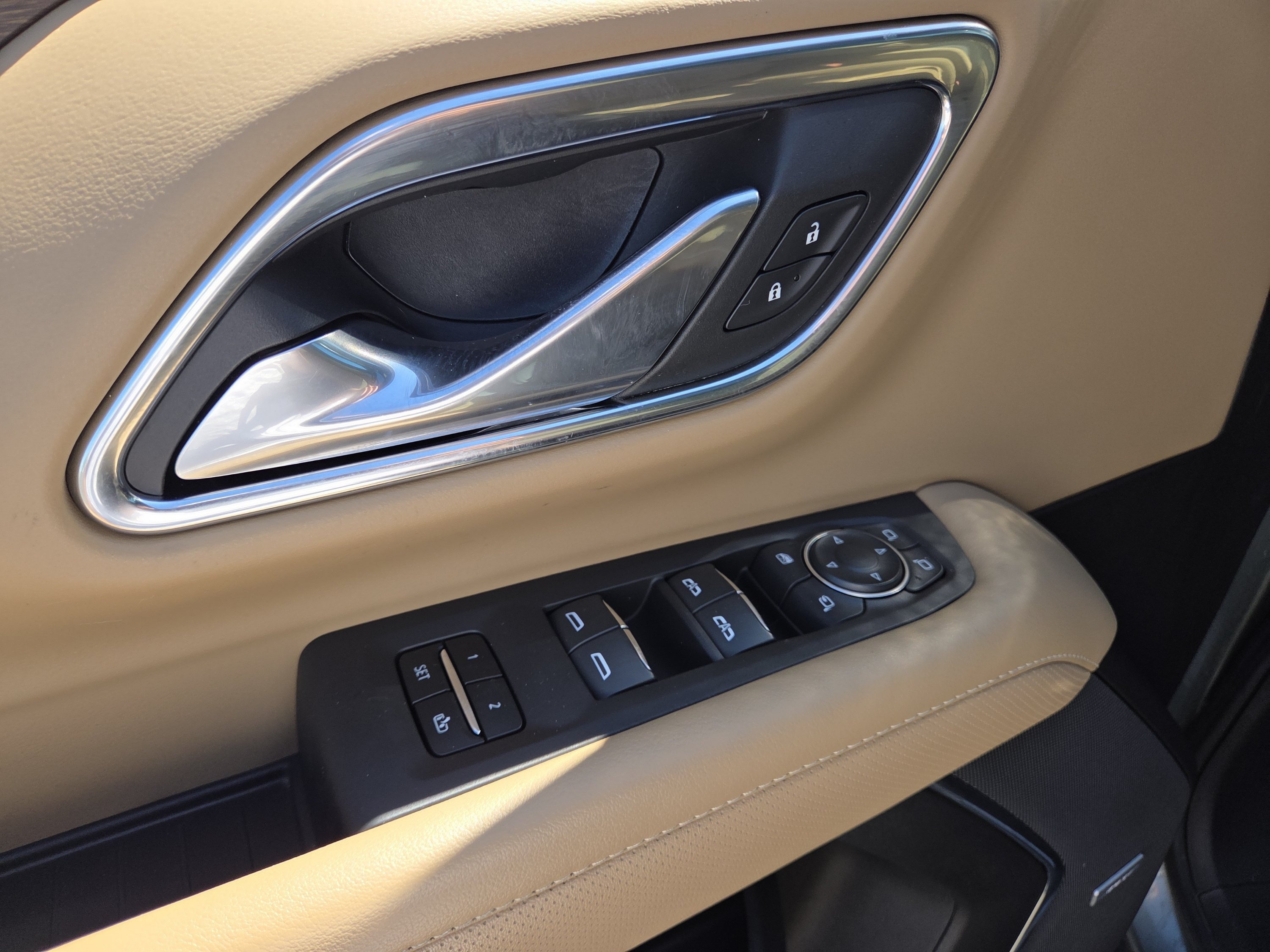 Used 2023 Silver Sage Metallic Chevrolet Premier image 40