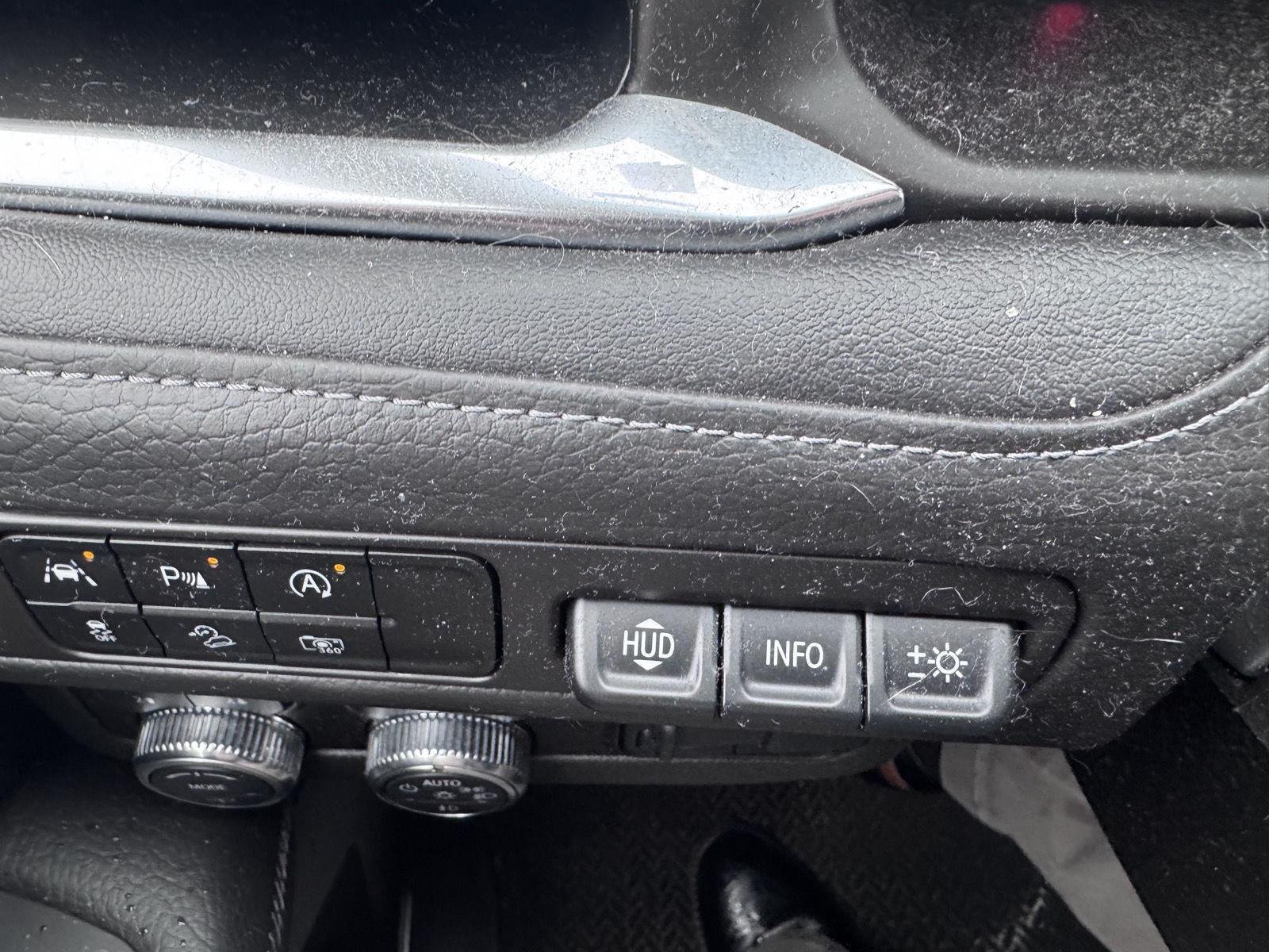 Used 2023 Onyx Black GMC Denali image 16