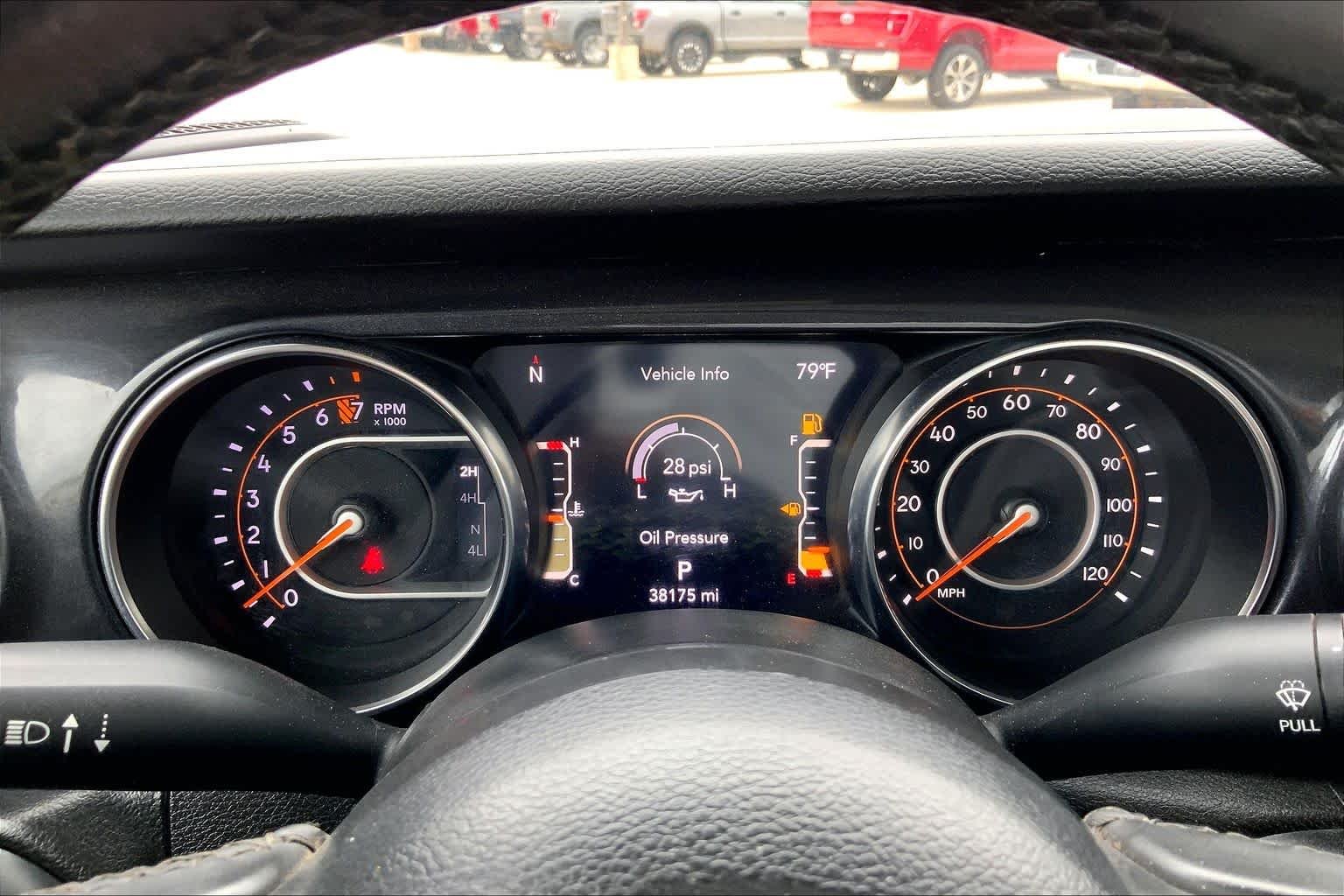Used 2022 Hydro Blue Pearlcoat Jeep Altitude image 25