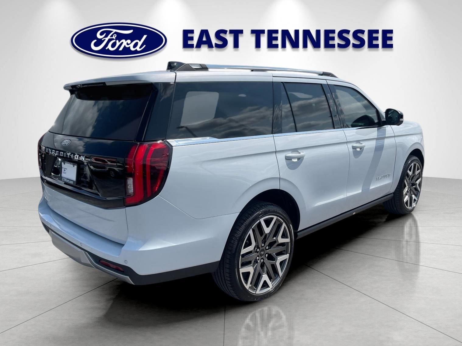 New 2026 Space Silver Metallic Ford Platinum® image 3