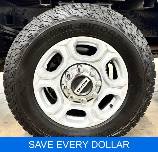Used 2025 White Ford XLT image 8