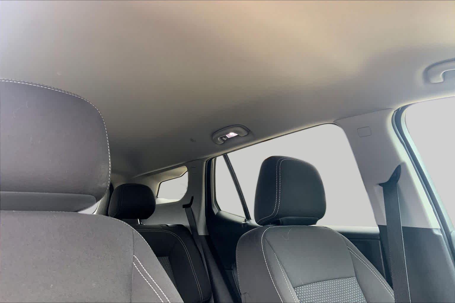 2024 GMC Terrain SLE - Photo 14