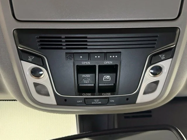 Used 2020  Honda RTL-E image 30