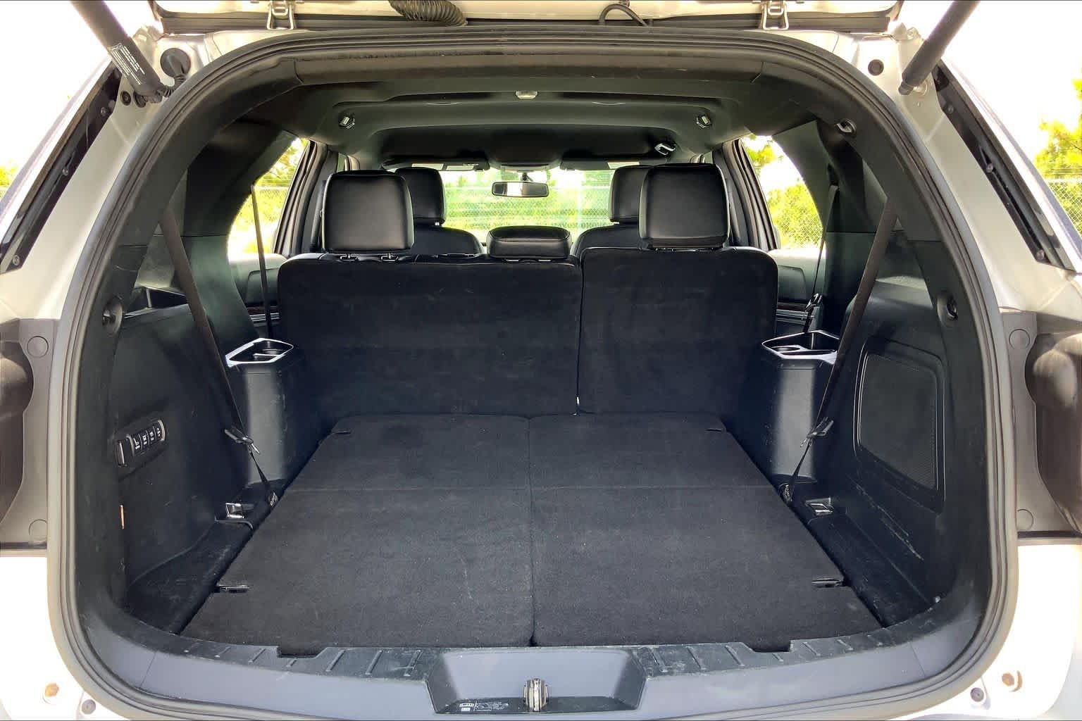 Used 2019 Ingot Silver Ford Limited image 33