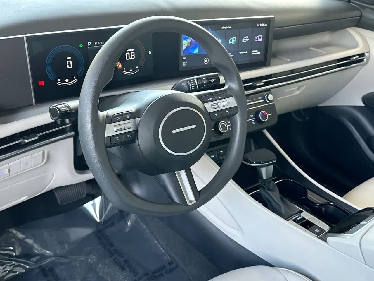 2026 Hyundai Tucson SE - Photo 13