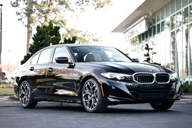 2026 BMW 3 Series 330i