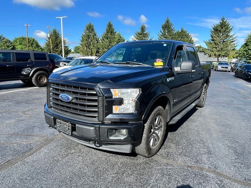 Used 2017 Black Ford XLT image 8