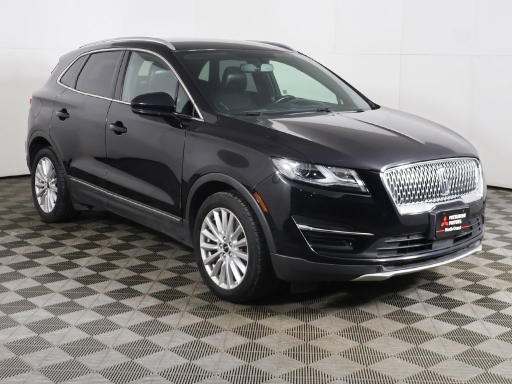 Used 2019 Lincoln MKC Base with VIN 5LMCJ1D98KUL17893 for sale in Parma, OH