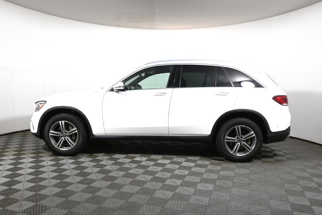 Certified Used 2021  Mercedes-Benz GLC 300 image 2