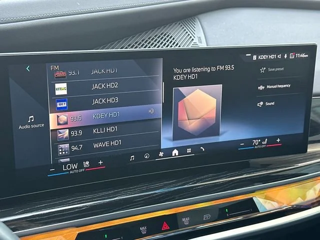 2025 BMW 7 Series 760i - Photo 17