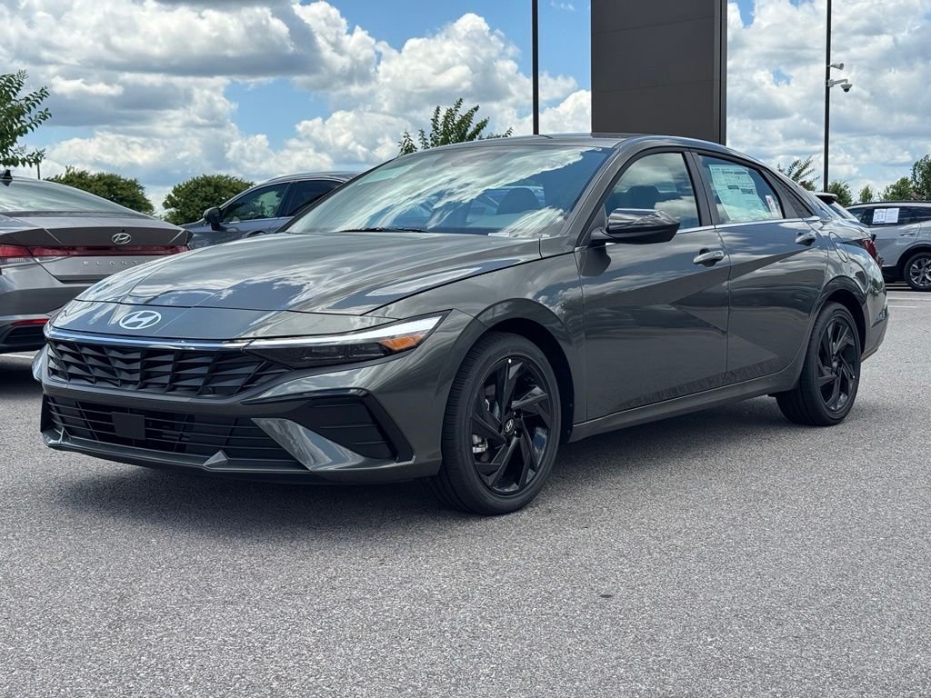 2026 Hyundai Elantra SEL - Photo 8