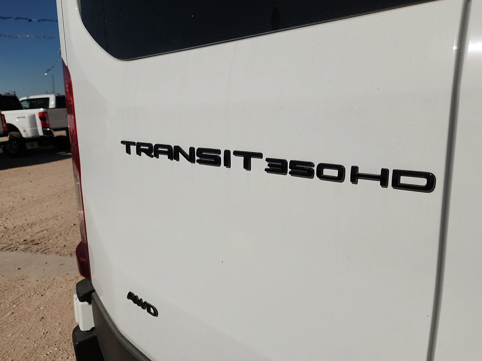New 2026 Oxford White Ford XLT image 11