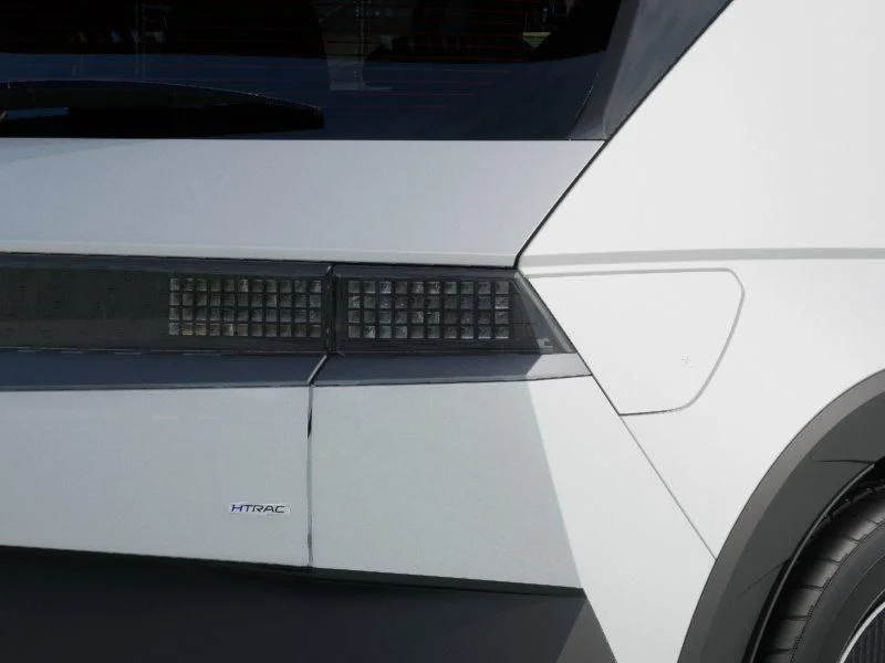 New 2027 White Hyundai SEL image 11