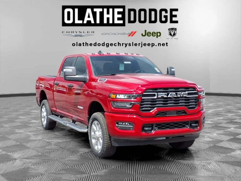New 2026 Molten Red Pearl-Coat Exterior Paint RAM Big Horn image 27