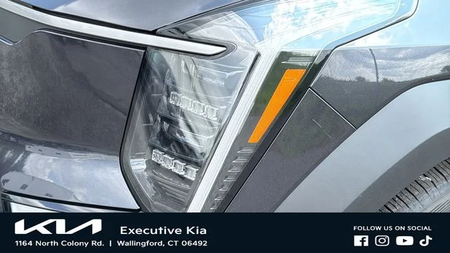 New 2026 Gray Kia Light Long Range image 7