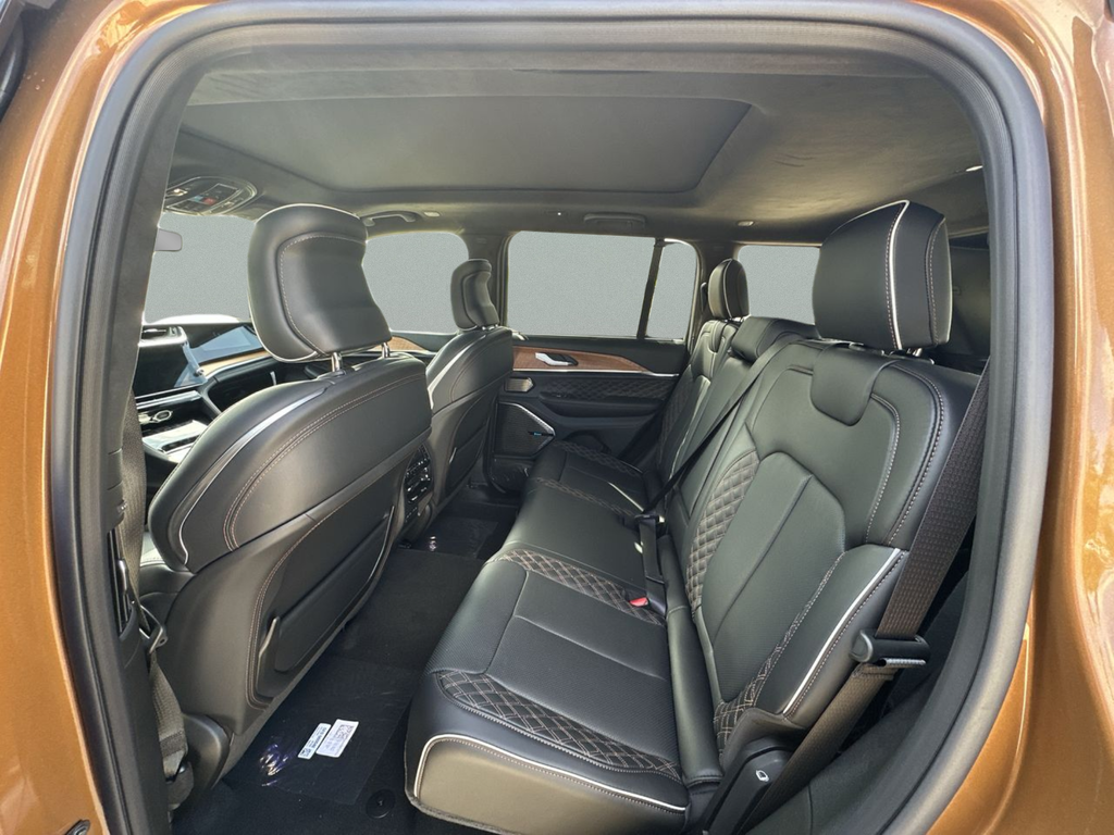 New 2026 Copper Shino Metallic Clear-Coat Exterior Paint Jeep Summit image 26