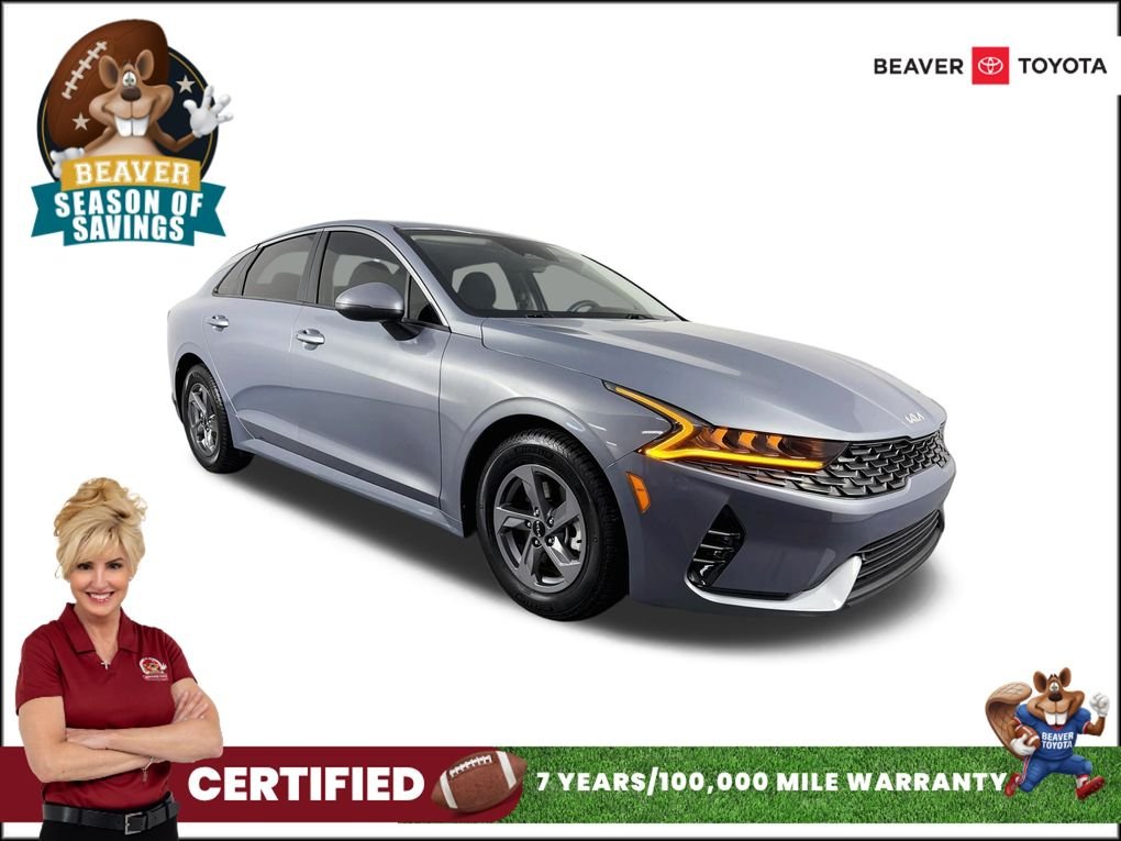 Used 2023 Silver Kia LXS image 1