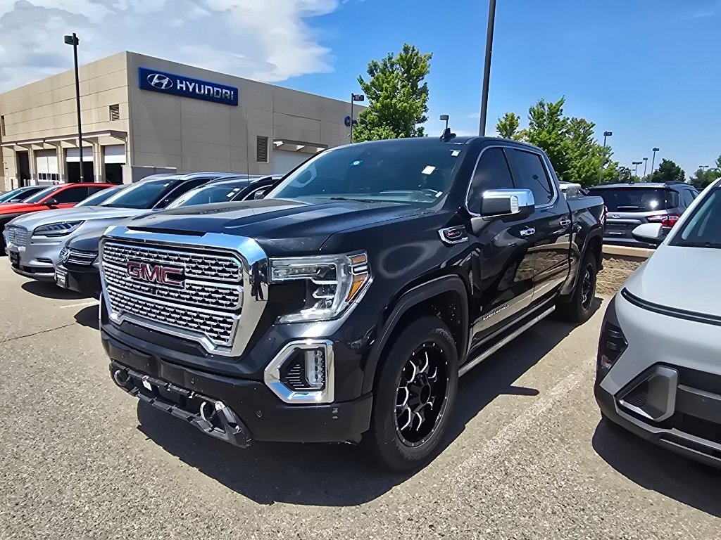 Used 2019 Onyx Black GMC Denali image 11
