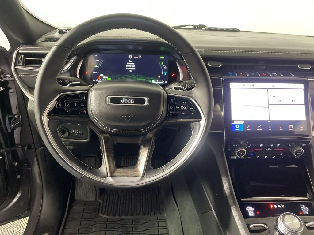 Used 2022 Gray Metallic Jeep Overland 4xe image 12