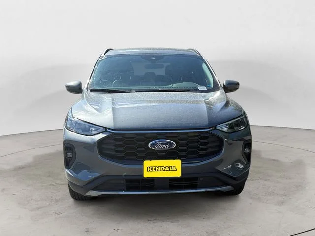 Used 2025 Gray Ford ST-Line Select image 8