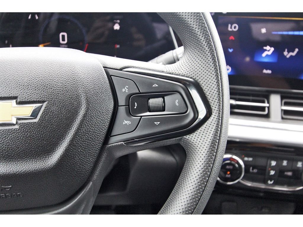 Used 2025 Gray Chevrolet LT image 20