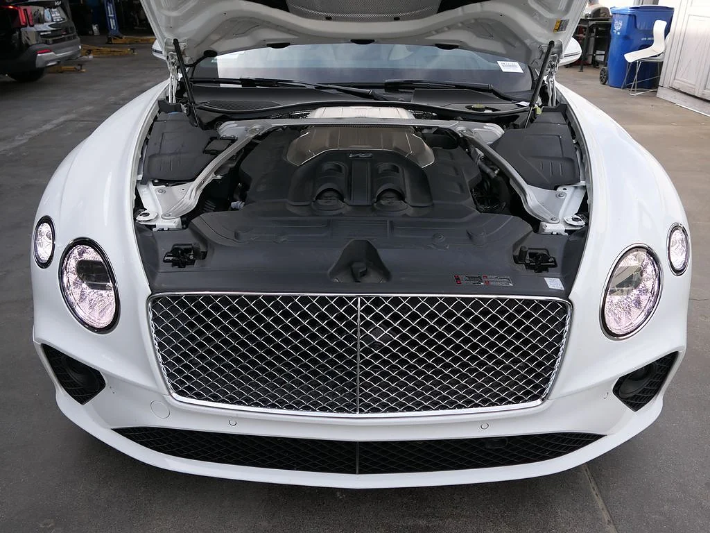 Used 2023 WHITE Bentley GT V8 image 29