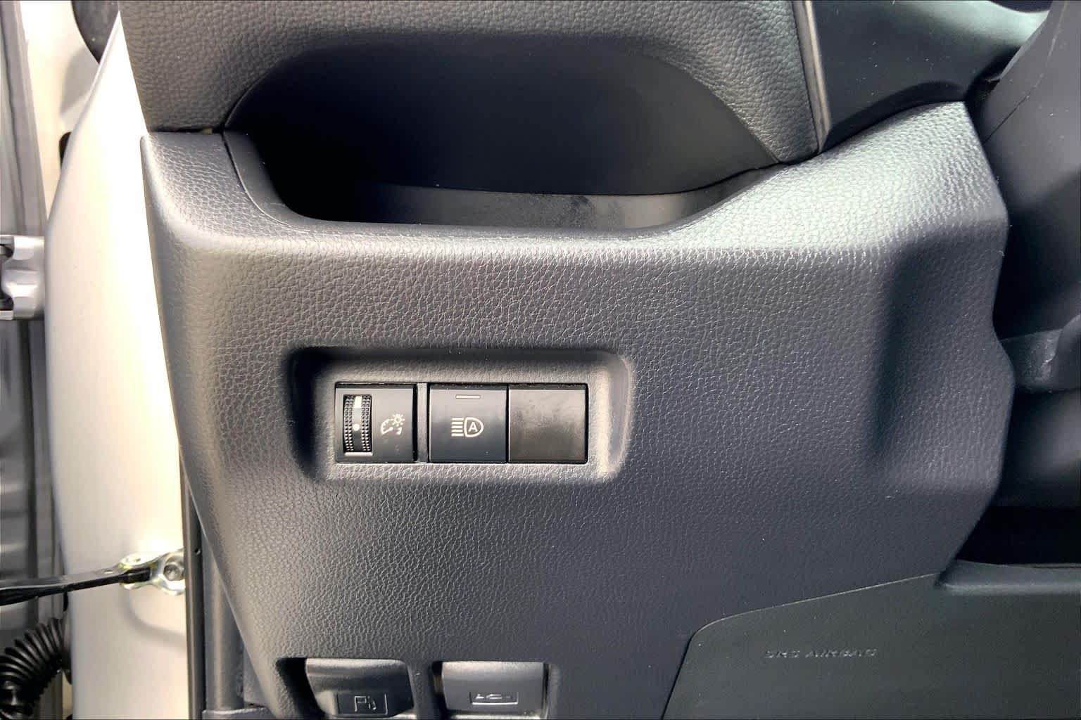 Used 2024 Silver Sky Metallic Toyota XLE image 33
