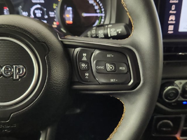 Used 2024 White Jeep Sport S 4xe image 25